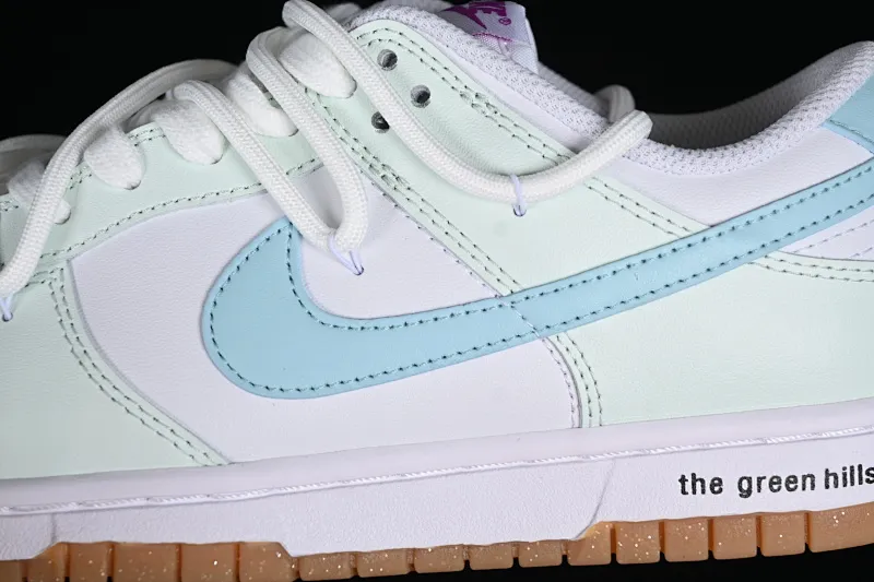 All categories Nk SB Dunk series Nk SB Dunk Low low-top sneakers Nk Dunk Low bubble sea salt fresh white and blue simple SB low-top casual sneakers FD9922-151